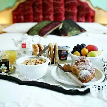 Alojamento de Acomodação e Pequeno-almoço 5 Balconi 2*